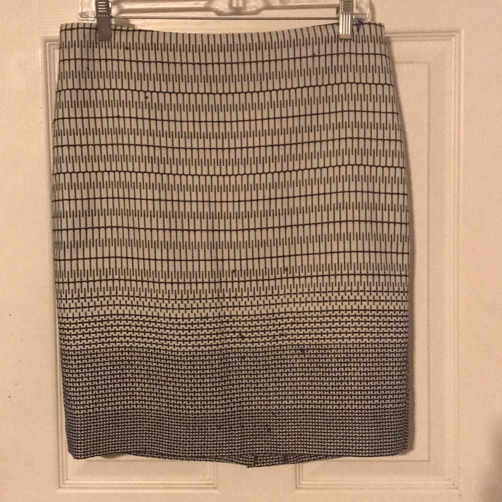Cream/black skirt